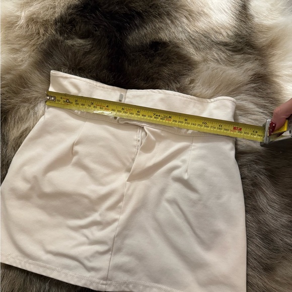 Cream High-Waisted Skirt - Picture 3 of 6